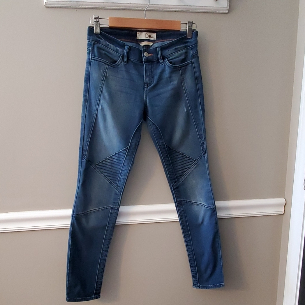 Skinny jeans